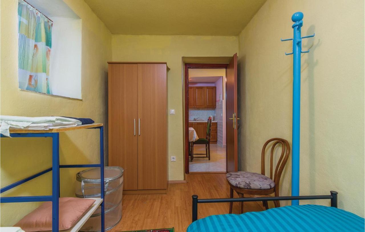 Pet Friendly Apartment In Porec With Wifi Eksteriør bilde