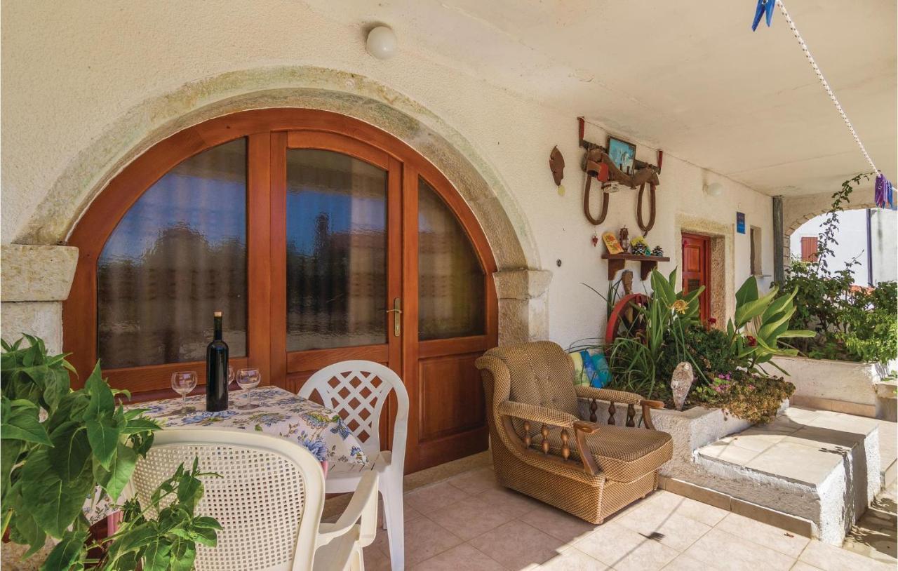 Pet Friendly Apartment In Porec With Wifi Eksteriør bilde