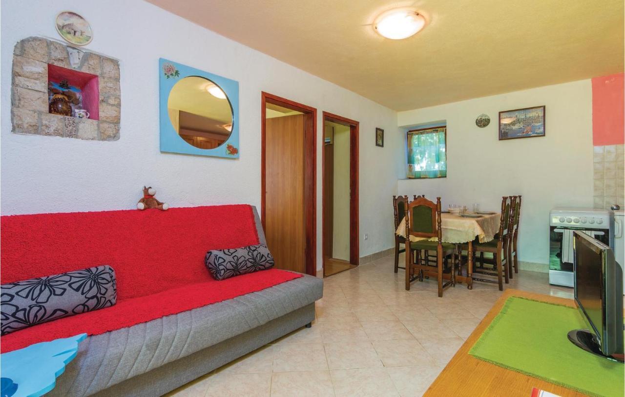 Pet Friendly Apartment In Porec With Wifi Eksteriør bilde